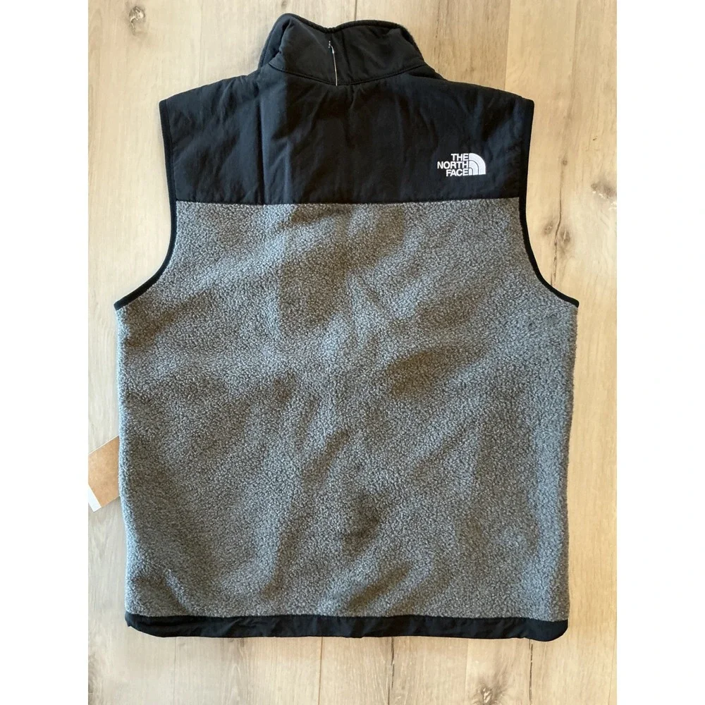 The North Face Retro Denali Vest Grey Black Size Small New With Tags